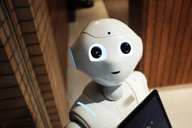 职场人士如何选择近视手术？高强度用眼群体的术前必读指南